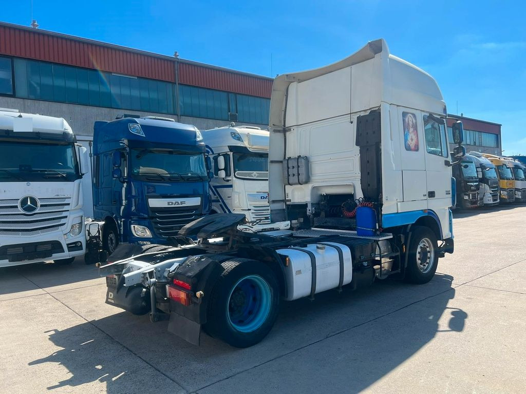DAF XF 105.460 * VERST.SATTELKUPP * ANALOGTACHO * - Sadulveok: pilt 5 DAF XF 105.460 * VERST.SATTELKUPP * ANALOGTACHO * - Sadulveok: pilt 5