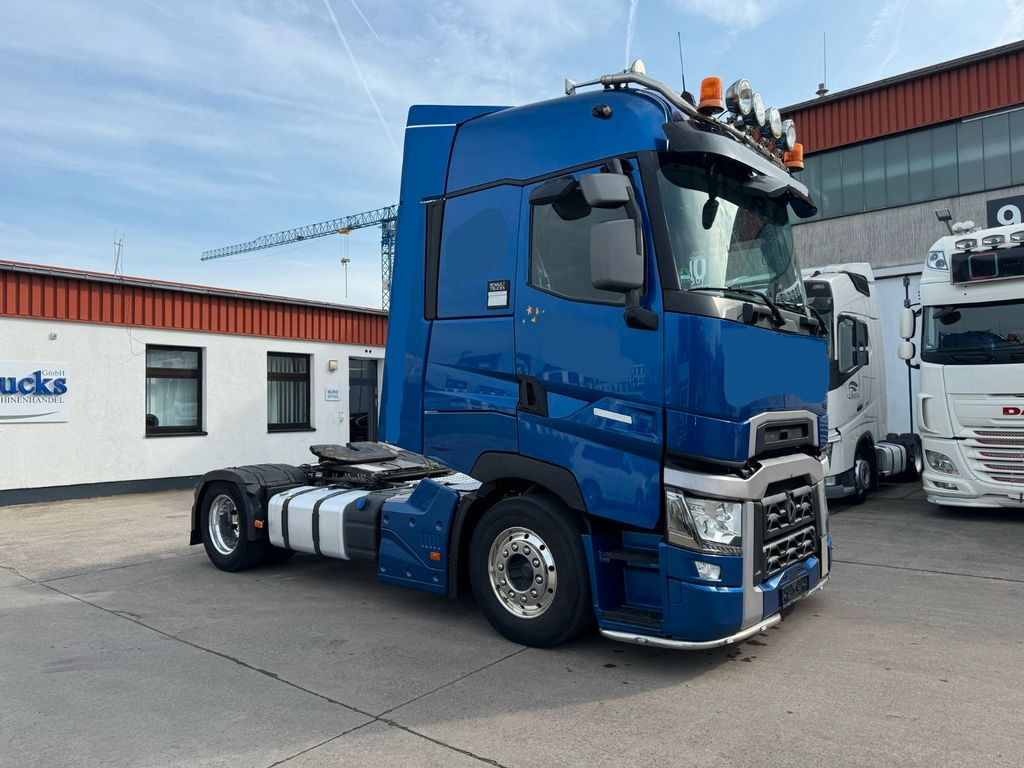 Renault T 520 * HIGH * RETA* STANDKLIMA * LEDER * ALCOA - Sadulveok: pilt 1 Renault T 520 * HIGH * RETA* STANDKLIMA * LEDER * ALCOA - Sadulveok: pilt 1