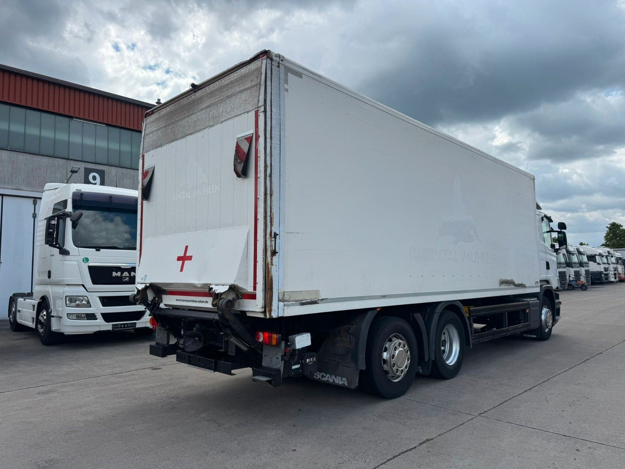 Scania P 380 * KOFFER * LBW 3 TON * LENK / LIFTACHSE * - Kasti veoauto: pilt 5 Scania P 380 * KOFFER * LBW 3 TON * LENK / LIFTACHSE * - Kasti veoauto: pilt 5