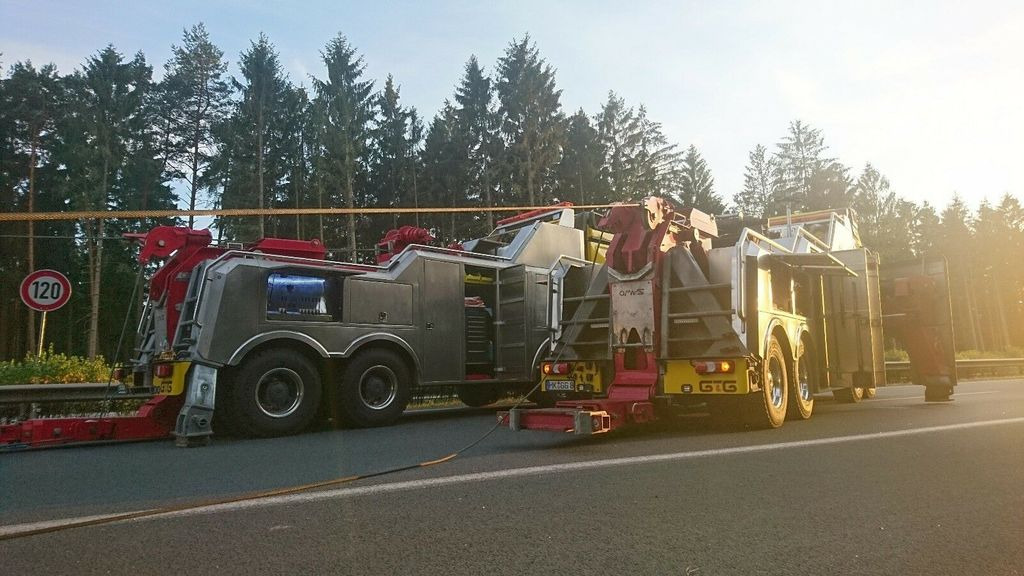 Mercedes-Benz Arocs 4163 8x4 G&G Heavy Wrecker Mercedes-Benz Arocs 4163 8x4 G&G Heavy Wrecker - Puksiirauto: pilt 2 Mercedes-Benz Arocs 4163 8x4 G&G Heavy Wrecker Mercedes-Benz Arocs 4163 8x4 G&G Heavy Wrecker - Puksiirauto: pilt 2