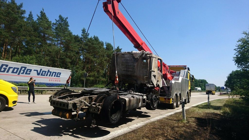 Mercedes-Benz Arocs 8x8 4153 G&G Wrecker Mercedes-Benz Arocs 8x8 4153 G&G Wrecker - Puksiirauto: pilt 4 Mercedes-Benz Arocs 8x8 4153 G&G Wrecker Mercedes-Benz Arocs 8x8 4153 G&G Wrecker - Puksiirauto: pilt 4