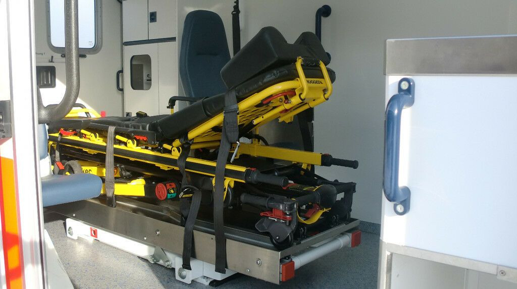 Mercedes-Benz Sprinter 516 CDI 4x4 WAS Koffer // Garantie // Mercedes-Benz Sprinter 516 CDI 4x4 WAS Koffer // Garantie // - Kiirabiauto: pilt 5 Mercedes-Benz Sprinter 516 CDI 4x4 WAS Koffer // Garantie // Mercedes-Benz Sprinter 516 CDI 4x4 WAS Koffer // Garantie // - Kiirabiauto: pilt 5