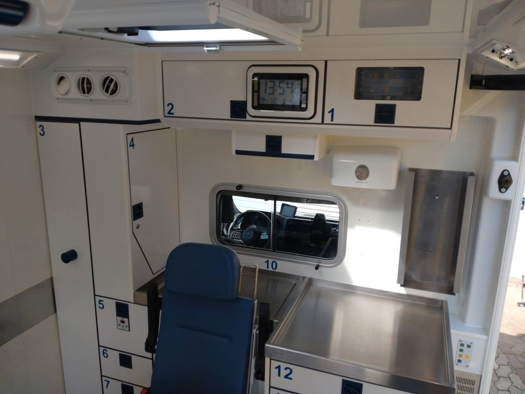 Mercedes-Benz Sprinter 519 / ATM 0km 4x on Stock Mercedes-Benz Sprinter 519 / ATM 0km 4x on Stock - Kiirabiauto: pilt 5 Mercedes-Benz Sprinter 519 / ATM 0km 4x on Stock Mercedes-Benz Sprinter 519 / ATM 0km 4x on Stock - Kiirabiauto: pilt 5