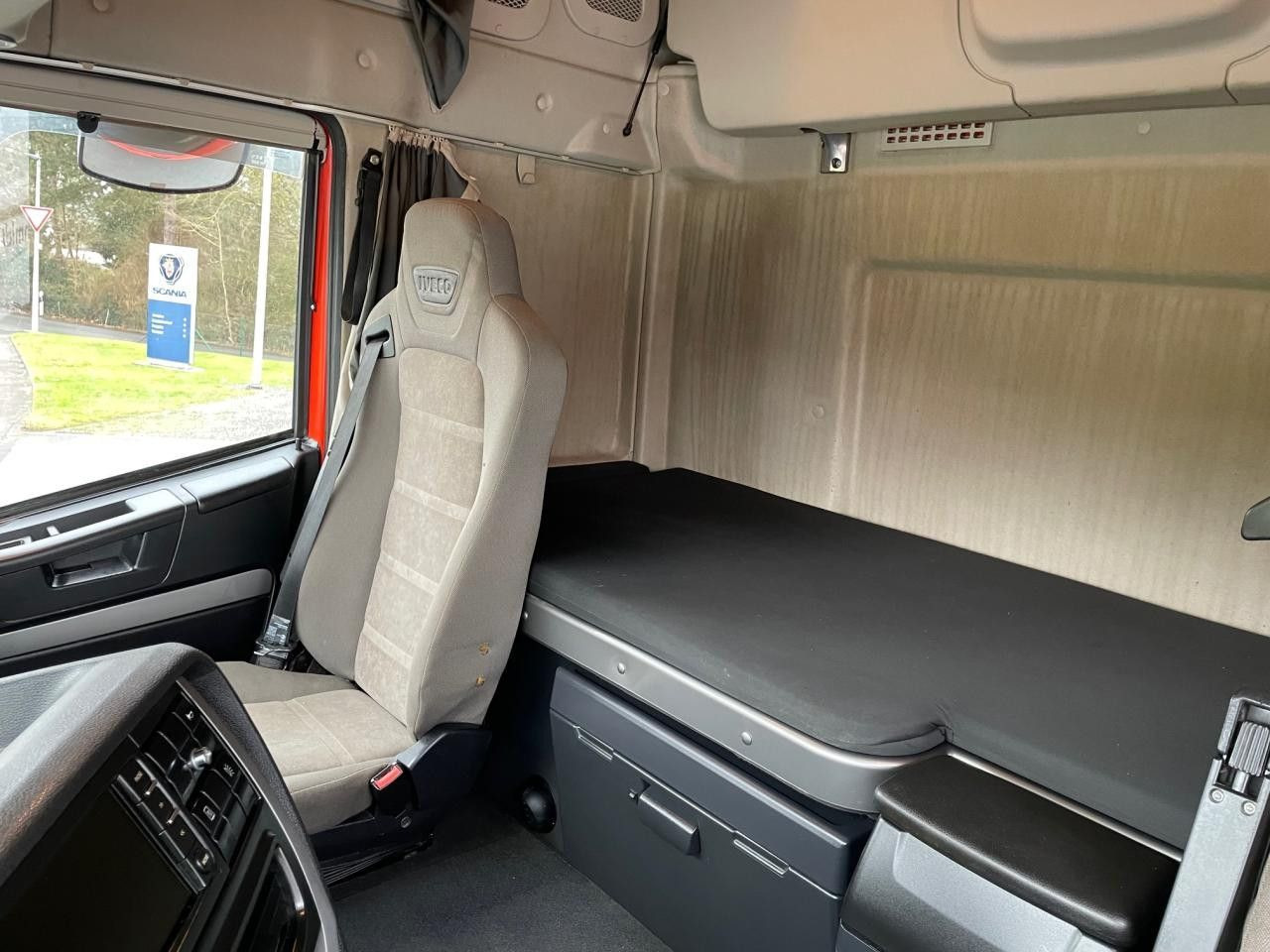 Tent veoauto Iveco Stralis AS260S42Y/FP GV Euro6 Intarder Klima AHK Iveco Stralis AS260S42Y/FP GV Euro6 Intarder Klima AHK: pilt 9 Tent veoauto Iveco Stralis AS260S42Y/FP GV Euro6 Intarder Klima AHK Iveco Stralis AS260S42Y/FP GV Euro6 Intarder Klima AHK: pilt 9