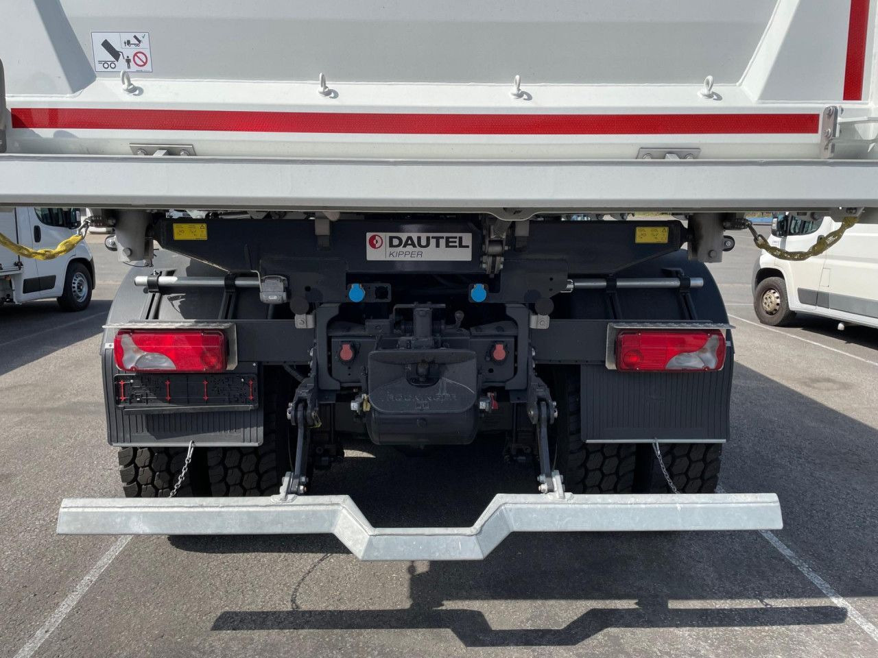 Iveco X-Way AD300X54Z HR OFF - Kallurauto: pilt 4 Iveco X-Way AD300X54Z HR OFF - Kallurauto: pilt 4