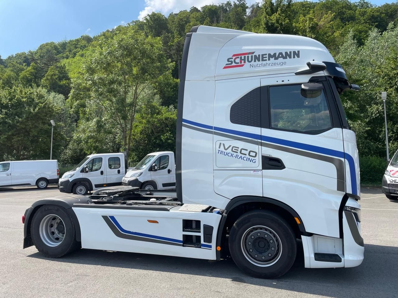 Iveco S-Way AS440S50T/P Euro6 Intarder Klima Navi ZV - Sadulveok: pilt 3 Iveco S-Way AS440S50T/P Euro6 Intarder Klima Navi ZV - Sadulveok: pilt 3