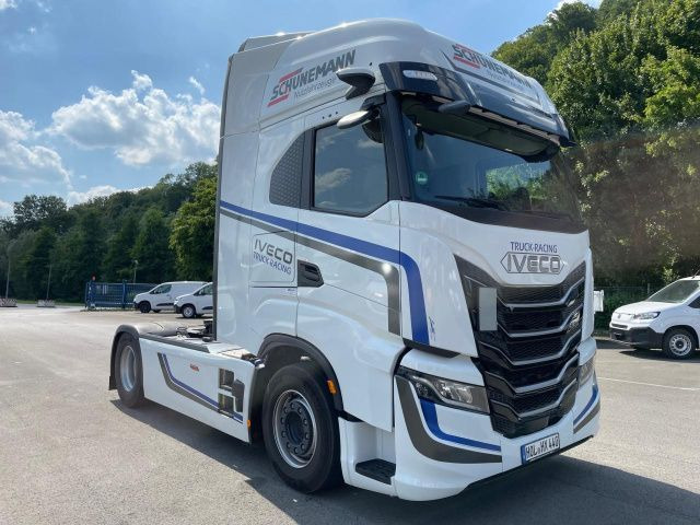 Iveco S-Way AS440S50T/P Euro6 Intarder Klima Navi ZV - Sadulveok: pilt 2 Iveco S-Way AS440S50T/P Euro6 Intarder Klima Navi ZV - Sadulveok: pilt 2