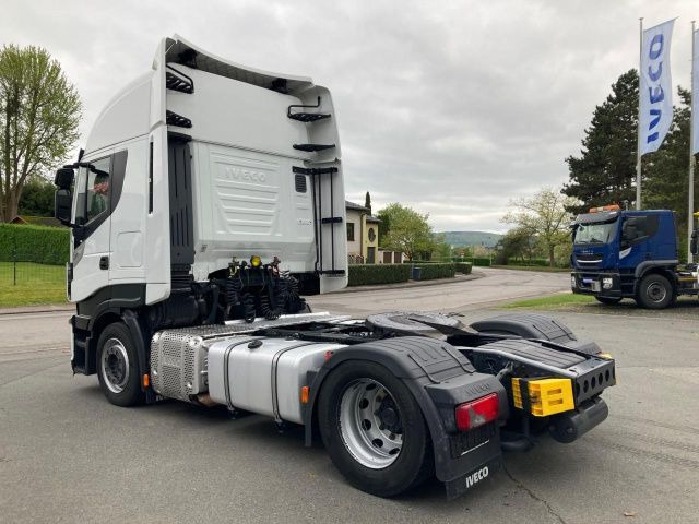 Iveco Stralis AS440S48T/FP LT Euro6 Intarder Klima ZV - Sadulveok: pilt 5 Iveco Stralis AS440S48T/FP LT Euro6 Intarder Klima ZV - Sadulveok: pilt 5