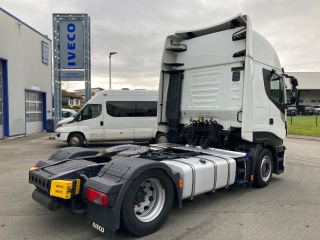 Iveco Stralis AS440S48T/FP LT Euro6 Intarder Klima ZV - Sadulveok: pilt 4 Iveco Stralis AS440S48T/FP LT Euro6 Intarder Klima ZV - Sadulveok: pilt 4