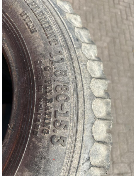 4 Banden 11.5/80.15.3 - Gebruikt - Rehv - Veoauto: pilt 4 4 Banden 11.5/80.15.3 - Gebruikt - Rehv - Veoauto: pilt 4