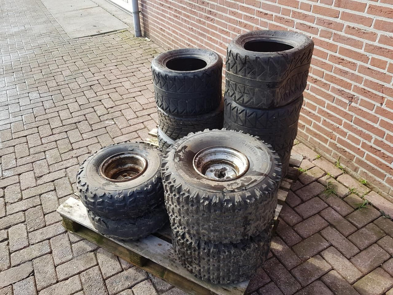 Banden voor de Yamaha breeze - Rehvid ja veljed: pilt 3 Banden voor de Yamaha breeze - Rehvid ja veljed: pilt 3