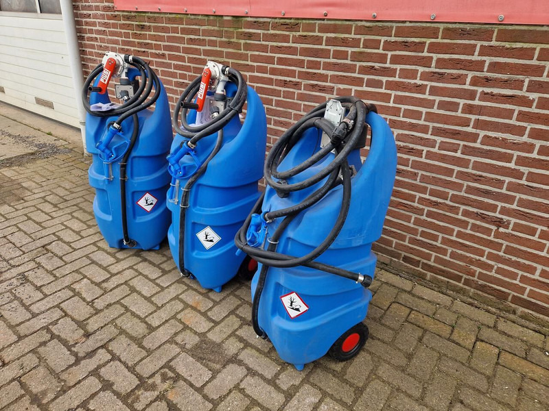 Mobiele kunststof tank voor AdBlue - Tsisternauto: pilt 3 Mobiele kunststof tank voor AdBlue - Tsisternauto: pilt 3