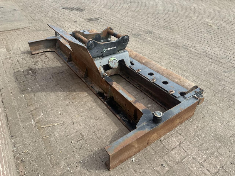 STEELWRIST GR2500 - Kopp - Ehitusmasinad: pilt 4 STEELWRIST GR2500 - Kopp - Ehitusmasinad: pilt 4