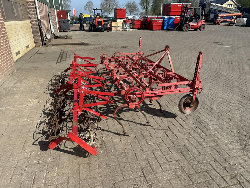Triltand cultivator - Gebruikt - Kultivaator: pilt 2 Triltand cultivator - Gebruikt - Kultivaator: pilt 2