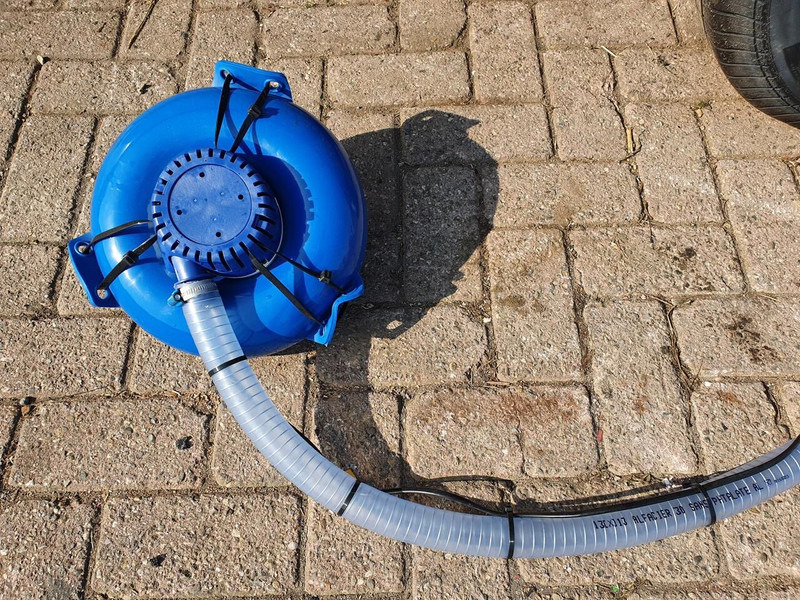 Zonnedrinkbak 900 L grootvee - Loomakasvatusseadmed: pilt 4 Zonnedrinkbak 900 L grootvee - Loomakasvatusseadmed: pilt 4