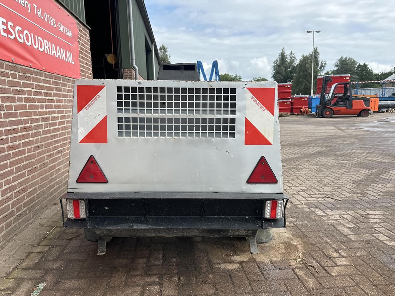 Lucht compressor - Gebruikt - Õhukompressor: pilt 4 Lucht compressor - Gebruikt - Õhukompressor: pilt 4