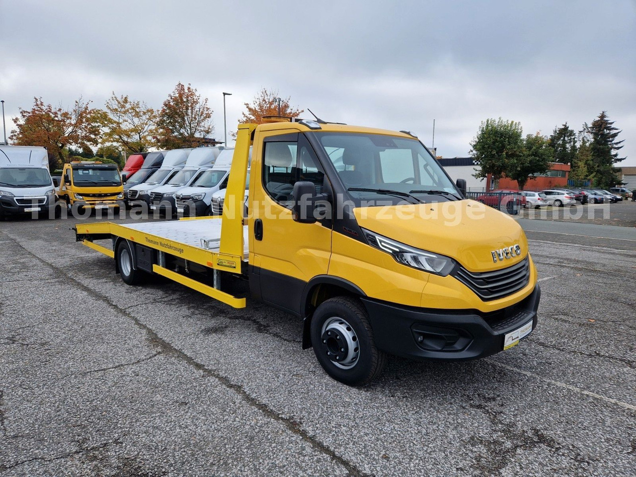 Iveco DAILY 70C18 Festplateau Alu Premium Navi ACC - Puksiirauto: pilt 1 Iveco DAILY 70C18 Festplateau Alu Premium Navi ACC - Puksiirauto: pilt 1
