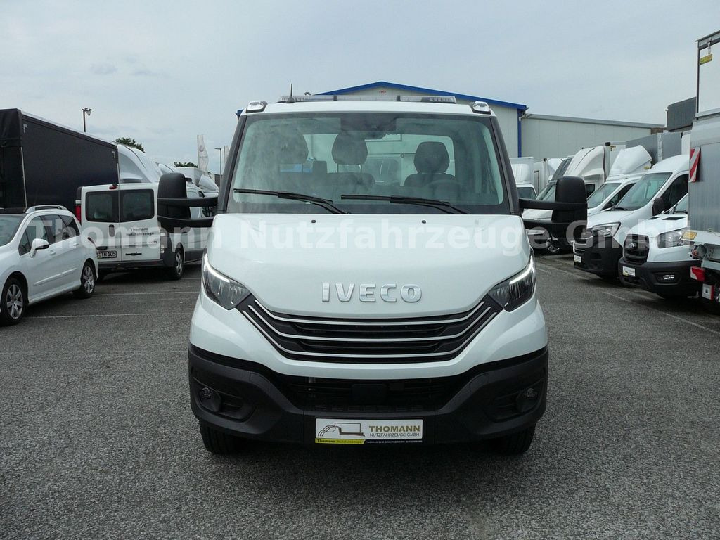 Iveco DAILY 70C18 Schiebeplateu Hubbrille Luftfed Navi Iveco DAILY 70C18 Schiebeplateu Hubbrille Luftfed Navi - Puksiirauto, Tarbesõiduk: pilt 4 Iveco DAILY 70C18 Schiebeplateu Hubbrille Luftfed Navi Iveco DAILY 70C18 Schiebeplateu Hubbrille Luftfed Navi - Puksiirauto, Tarbesõiduk: pilt 4