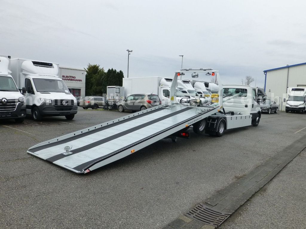 Iveco DAILY 72C18 Schiebeplateu Luftfed Navi Iveco DAILY 72C18 Schiebeplateu Luftfed Navi - Puksiirauto, Tarbesõiduk: pilt 3 Iveco DAILY 72C18 Schiebeplateu Luftfed Navi Iveco DAILY 72C18 Schiebeplateu Luftfed Navi - Puksiirauto, Tarbesõiduk: pilt 3