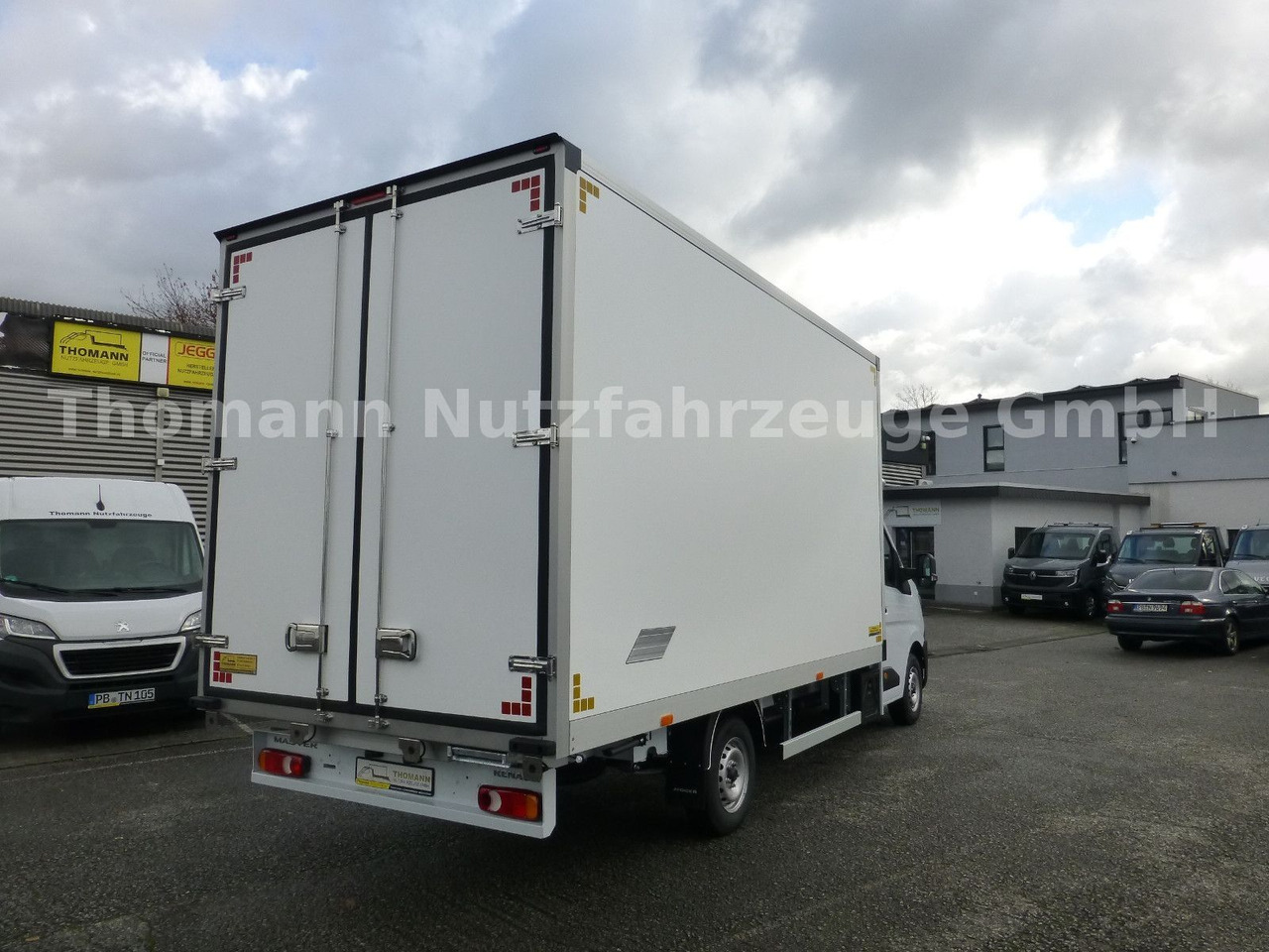 Renault NEW Master 2025 Koffer Türen Möbelkoffer - Tarbesõiduk furgoon: pilt 5 Renault NEW Master 2025 Koffer Türen Möbelkoffer - Tarbesõiduk furgoon: pilt 5