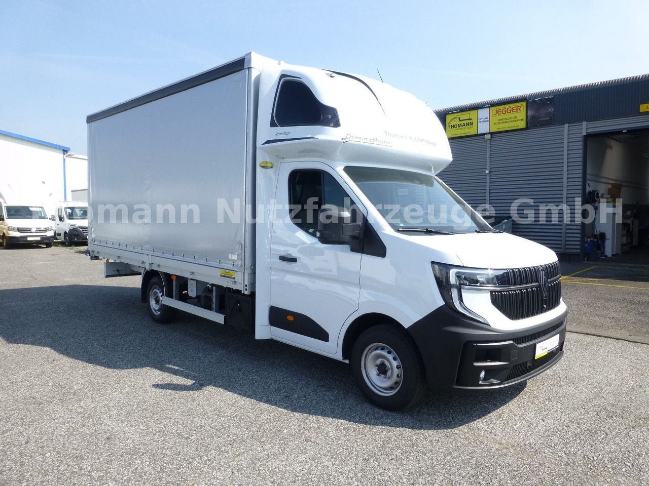 Renault NEW Master Pritsche Plane Schlafkabine - Tent tarbesõiduk: pilt 2 Renault NEW Master Pritsche Plane Schlafkabine - Tent tarbesõiduk: pilt 2