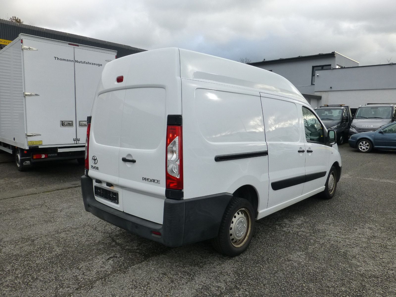 Toyota PROACE 2.0d L2H2 Klima Standheizung - Väike kaubik: pilt 5 Toyota PROACE 2.0d L2H2 Klima Standheizung - Väike kaubik: pilt 5