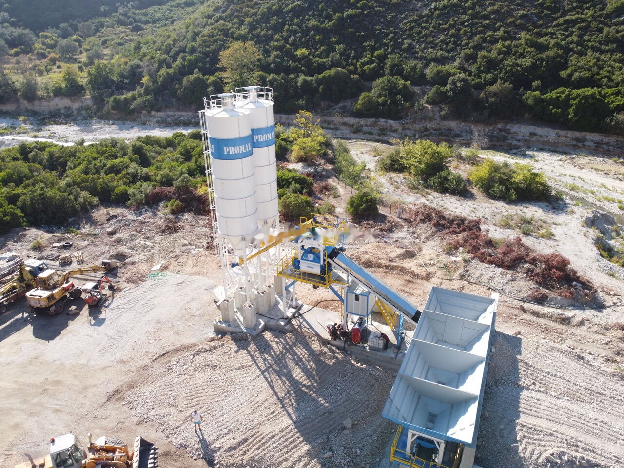 Promax Compact Concrete Batching Plant C100-TWN-LINE (100m3/h) - Betoonitehas: pilt 3 Promax Compact Concrete Batching Plant C100-TWN-LINE (100m3/h) - Betoonitehas: pilt 3