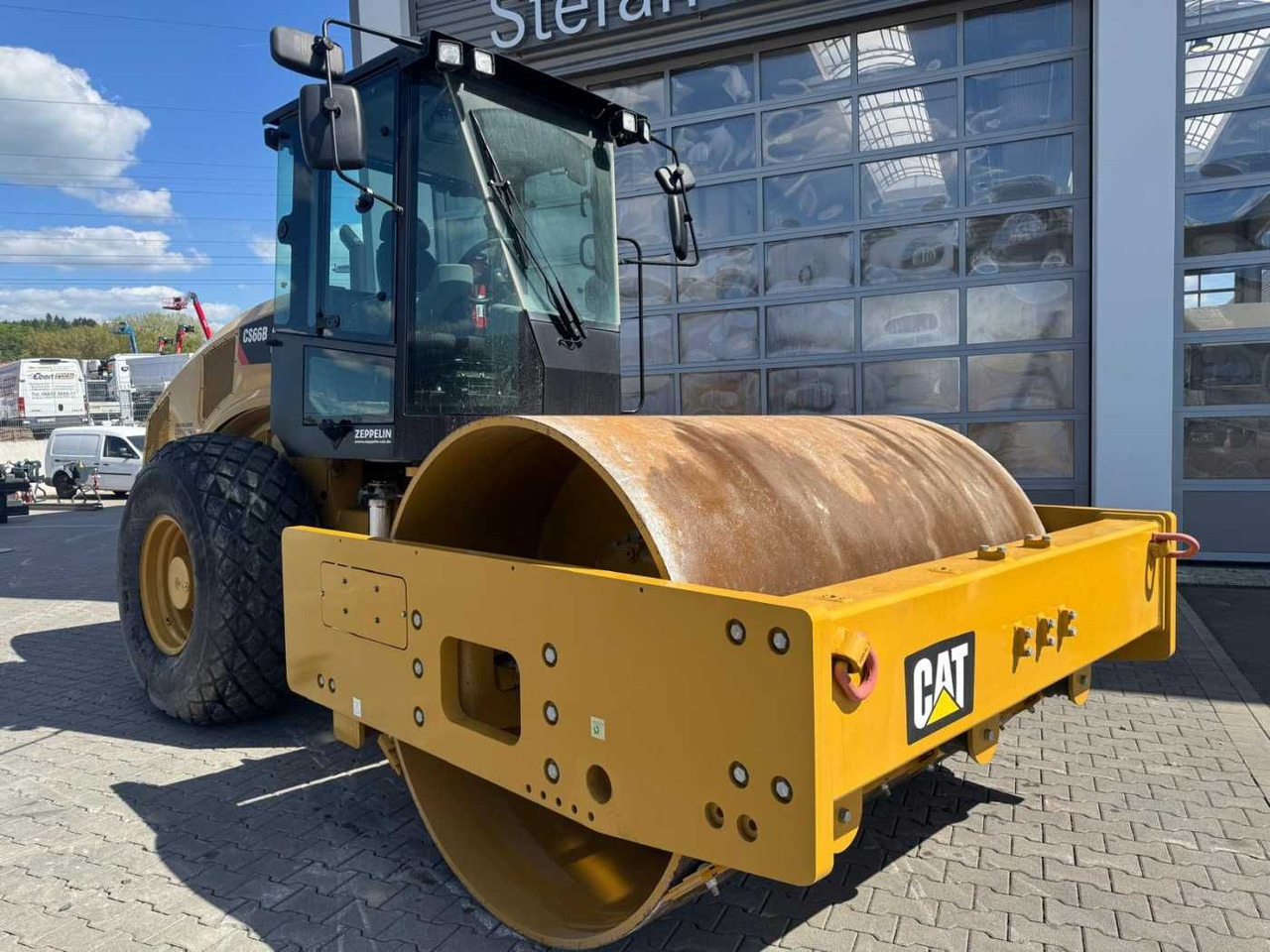 CAT CS66B / 2017 / nur 83h! / Klima / neuwertig! - Tihendaja: pilt 2 CAT CS66B / 2017 / nur 83h! / Klima / neuwertig! - Tihendaja: pilt 2
