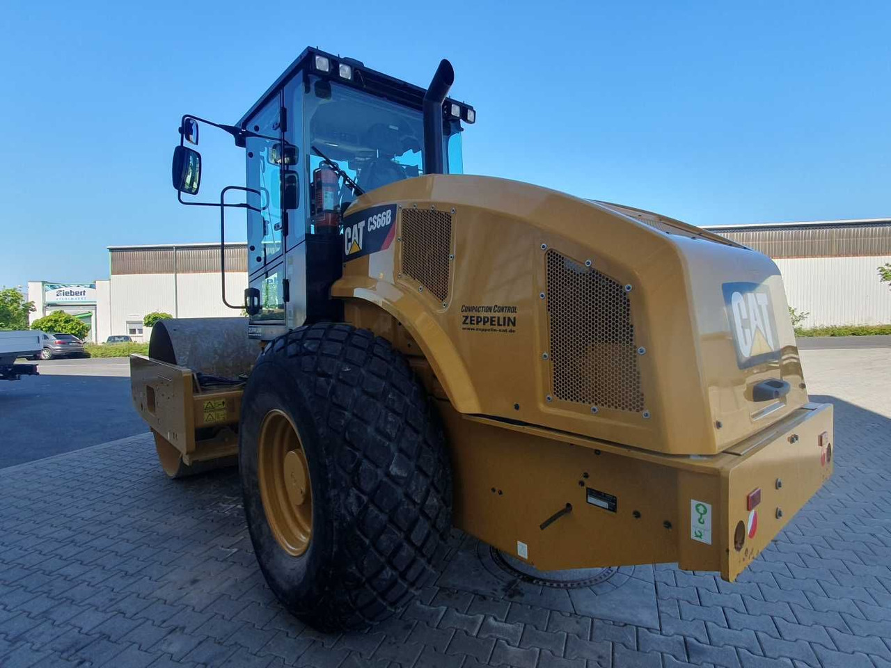 CAT CS66B Walzenzug / 2017 / nur 630h! / Klima - Tihendaja: pilt 5 CAT CS66B Walzenzug / 2017 / nur 630h! / Klima - Tihendaja: pilt 5