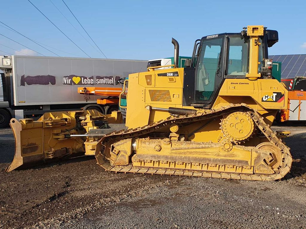 CAT D6N LGP / 7.374h / 6-Wege Klappschild / Bj: 2017 - Buldooser: pilt 3 CAT D6N LGP / 7.374h / 6-Wege Klappschild / Bj: 2017 - Buldooser: pilt 3