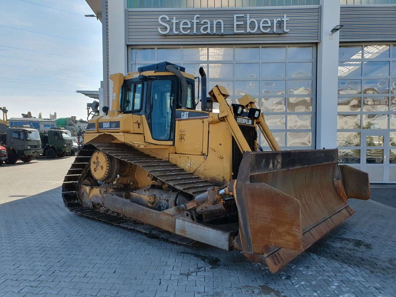 CAT D6R LGP / 1999 / 17.421h - Buldooser: pilt 1 CAT D6R LGP / 1999 / 17.421h - Buldooser: pilt 1