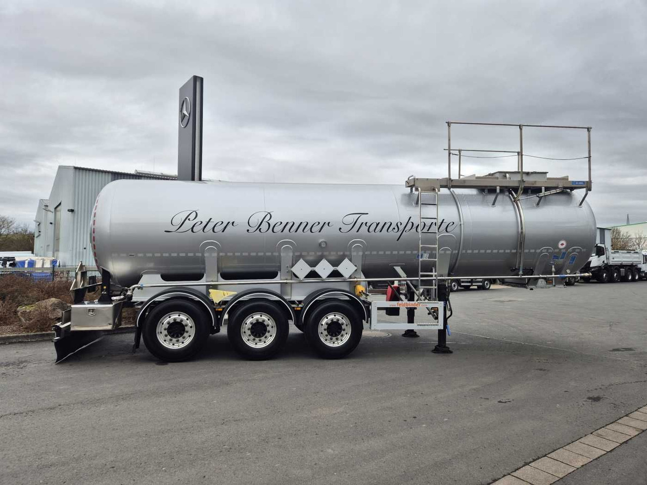 Feldbinder TSA 30.3 Gefahrgut ADR, 1 Kammer 30.000 Liter - Tsistern poolhaagis: pilt 5 Feldbinder TSA 30.3 Gefahrgut ADR, 1 Kammer 30.000 Liter - Tsistern poolhaagis: pilt 5