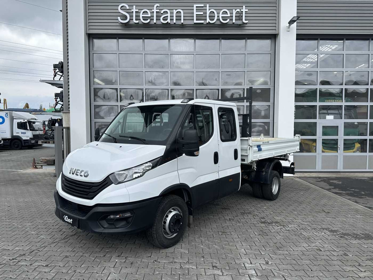 Iveco 70C18H 3-S.Kipper *R.3750mm*7Sitze*AHK* - Tarbesõiduk kallur: pilt 1 Iveco 70C18H 3-S.Kipper *R.3750mm*7Sitze*AHK* - Tarbesõiduk kallur: pilt 1