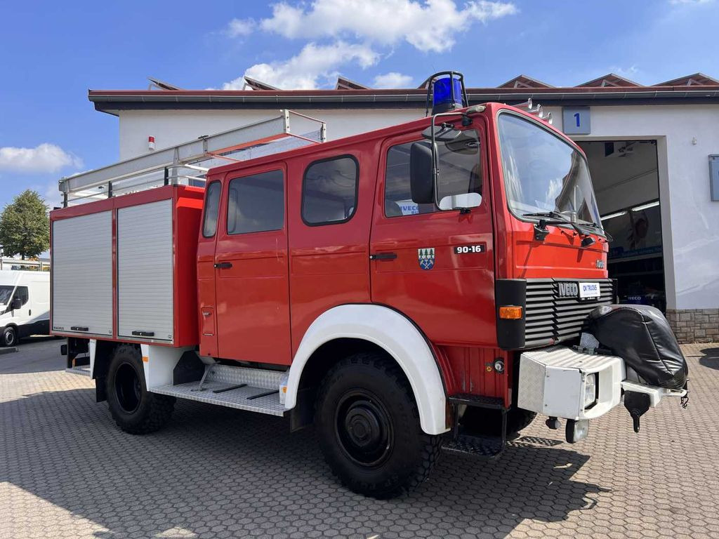 Iveco 90-16 AW 4x4 LF8 Feuerwehr Standheizung 9 Sitze - Tuletõrjeauto: pilt 5 Iveco 90-16 AW 4x4 LF8 Feuerwehr Standheizung 9 Sitze - Tuletõrjeauto: pilt 5
