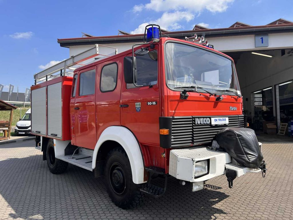Iveco 90-16 AW 4x4 LF8 Feuerwehr Standheizung 9 Sitze - Tuletõrjeauto: pilt 3 Iveco 90-16 AW 4x4 LF8 Feuerwehr Standheizung 9 Sitze - Tuletõrjeauto: pilt 3