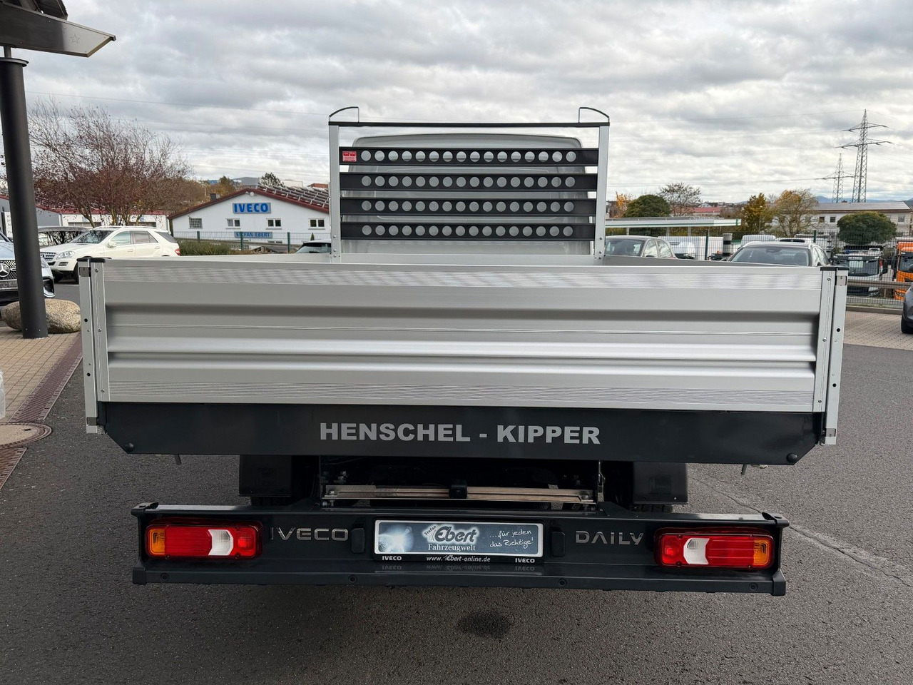 Iveco Daily 35S14 A8*R3.450mm*Automatik*Kamera*2Sitze* - Tarbesõiduk kallur: pilt 5 Iveco Daily 35S14 A8*R3.450mm*Automatik*Kamera*2Sitze* - Tarbesõiduk kallur: pilt 5