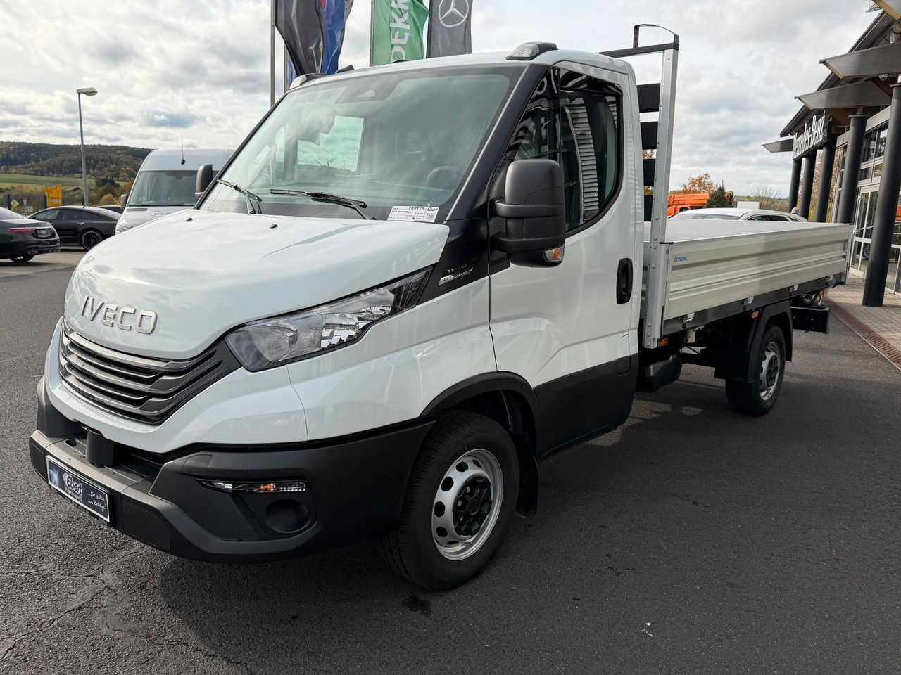 Iveco Daily 35S14 A8*R3.450mm*Automatik*Kamera*2Sitze* - Tarbesõiduk kallur: pilt 3 Iveco Daily 35S14 A8*R3.450mm*Automatik*Kamera*2Sitze* - Tarbesõiduk kallur: pilt 3