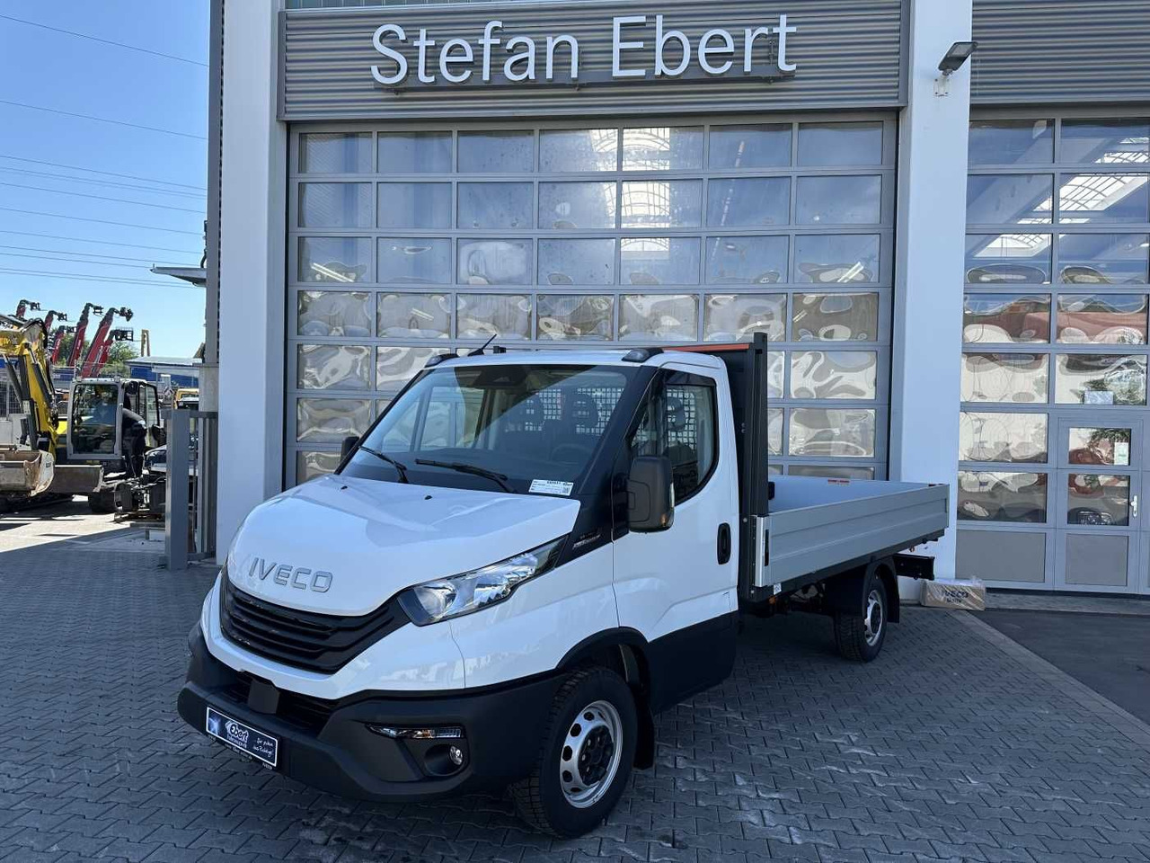 Iveco Daily 35S16 A8 *R3.750mm*AHK*Automatik* - Madelauto: pilt 1 Iveco Daily 35S16 A8 *R3.750mm*AHK*Automatik* - Madelauto: pilt 1