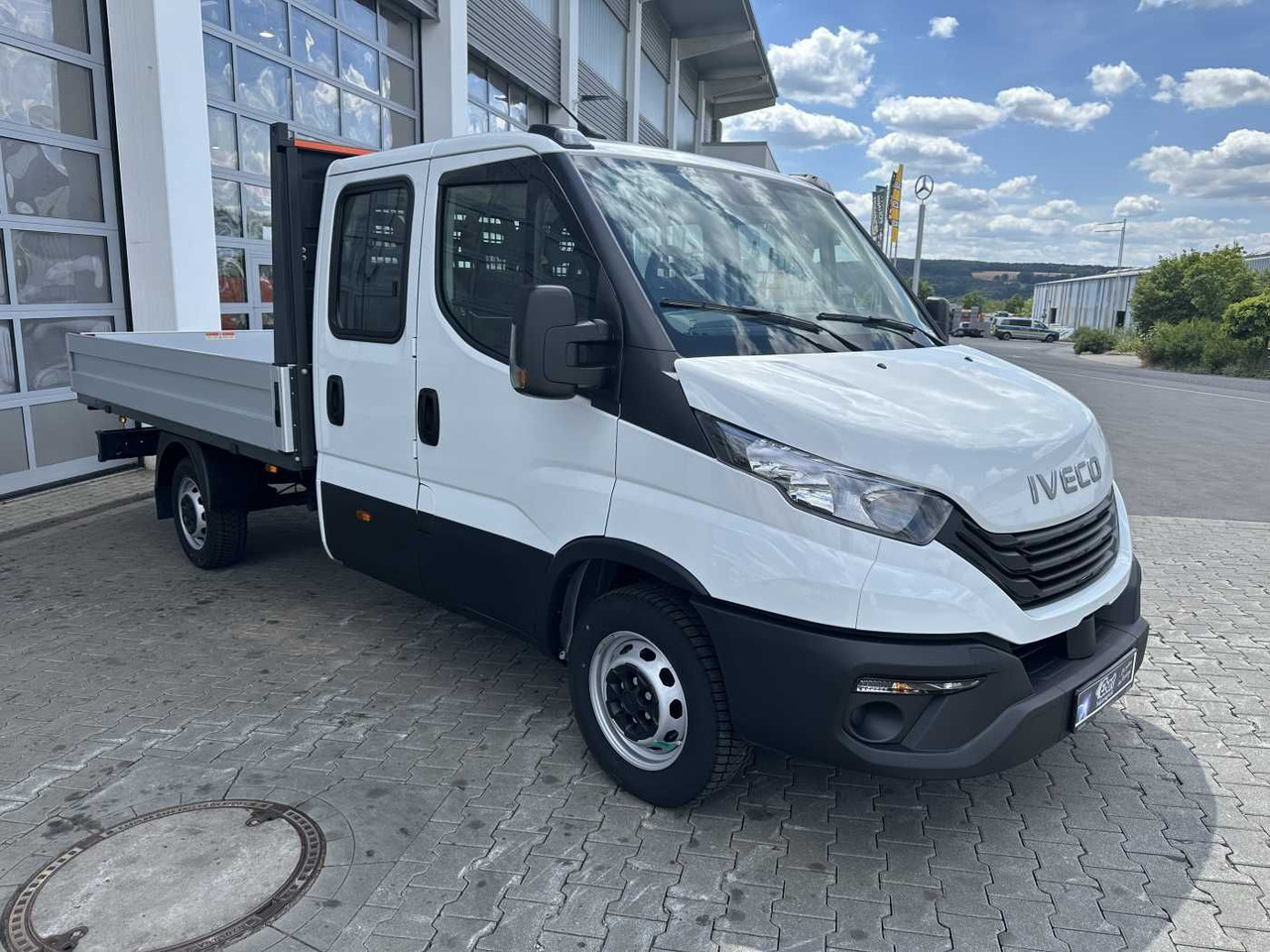 Iveco Daily 35S16 H 3.0L *R3.750mm*AHK*Automatik* 2x - Madelauto: pilt 3 Iveco Daily 35S16 H 3.0L *R3.750mm*AHK*Automatik* 2x - Madelauto: pilt 3