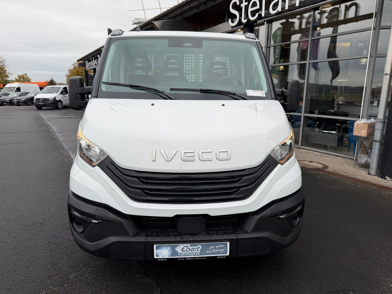 Iveco Daily 35S16 H 3.0L *R3.750mm*AHK*Klima* - Madelauto: pilt 2 Iveco Daily 35S16 H 3.0L *R3.750mm*AHK*Klima* - Madelauto: pilt 2