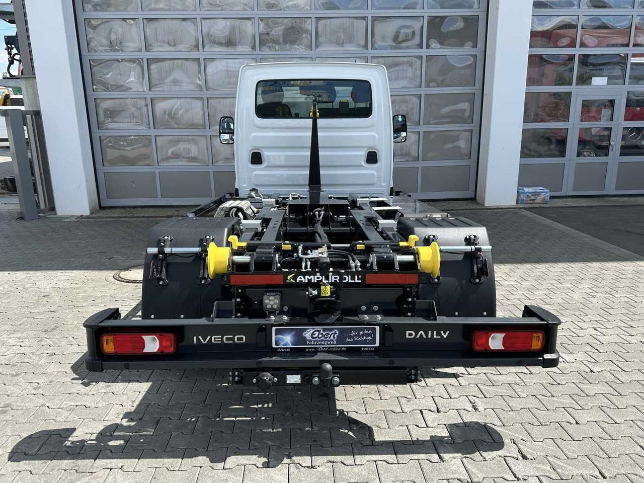 Iveco Daily 70C18 *R4100mm*Automatik*2xAHK*Luft* - Konkstõstukiga veoauto: pilt 5 Iveco Daily 70C18 *R4100mm*Automatik*2xAHK*Luft* - Konkstõstukiga veoauto: pilt 5