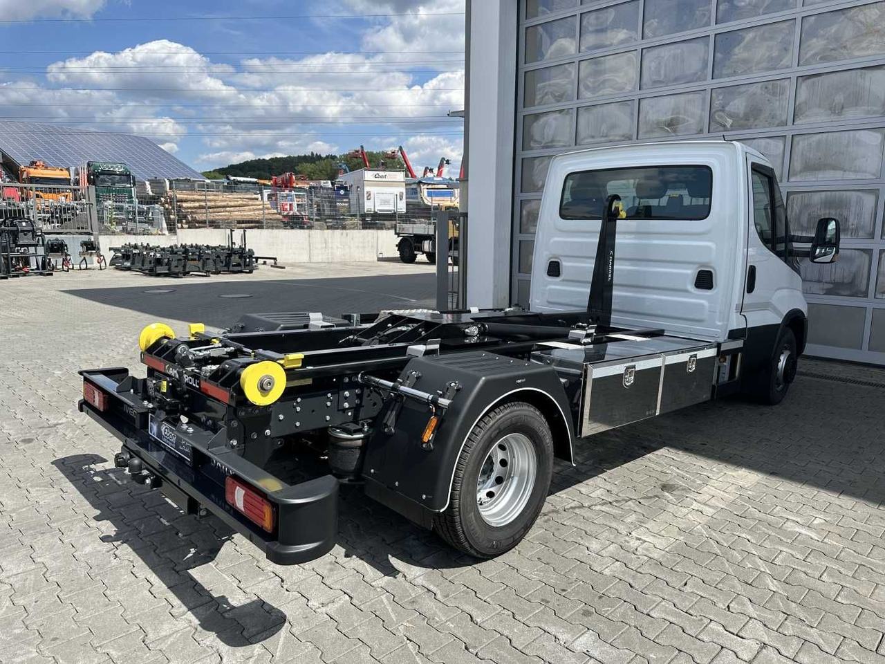 Iveco Daily 70C18 *R4100mm*Automatik*2xAHK*Luft* - Konkstõstukiga veoauto: pilt 4 Iveco Daily 70C18 *R4100mm*Automatik*2xAHK*Luft* - Konkstõstukiga veoauto: pilt 4