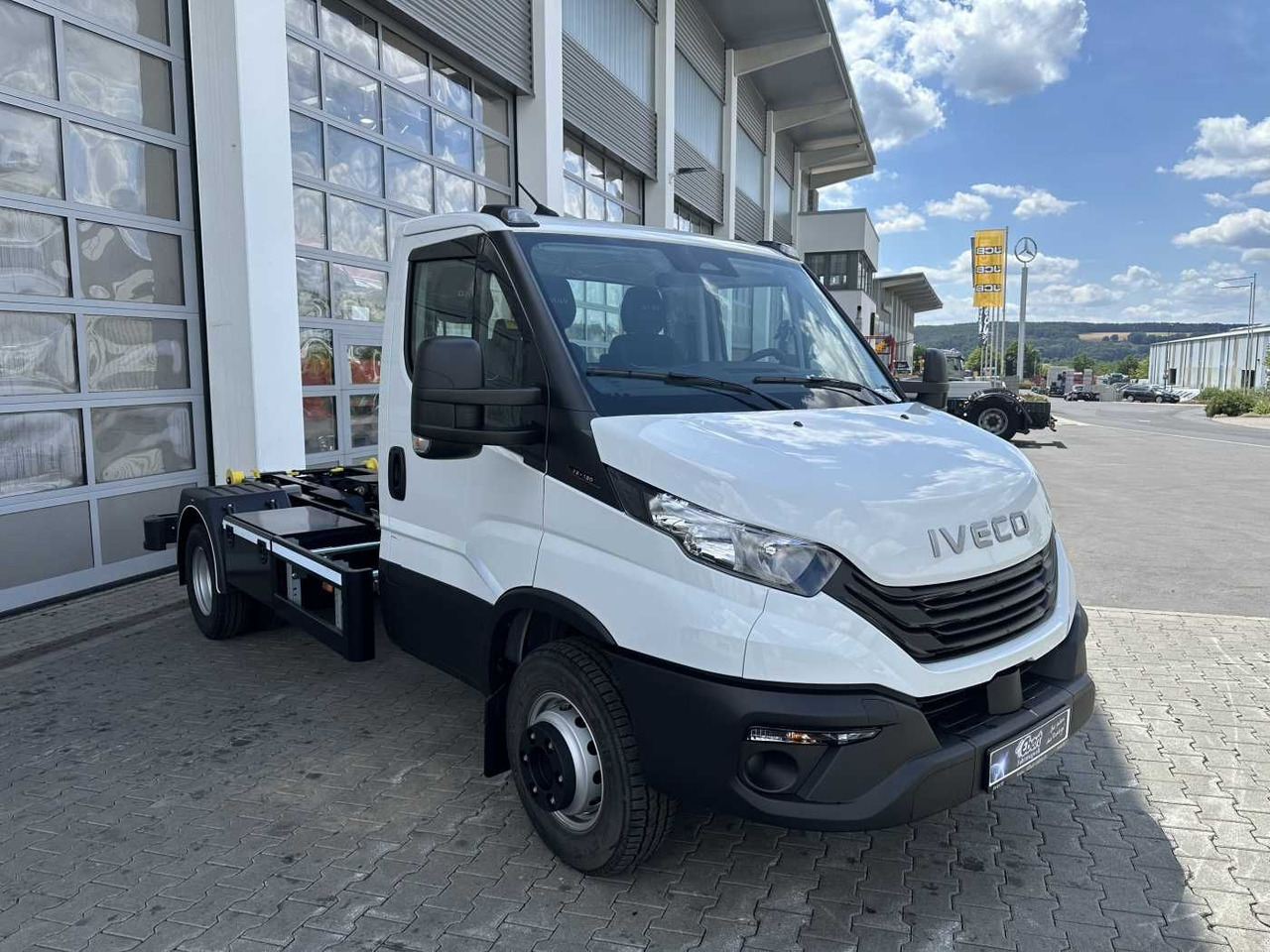 Iveco Daily 70C18H/P *R3.750mm*2xAHK*Luft* - Konkstõstukiga veoauto: pilt 3 Iveco Daily 70C18H/P *R3.750mm*2xAHK*Luft* - Konkstõstukiga veoauto: pilt 3