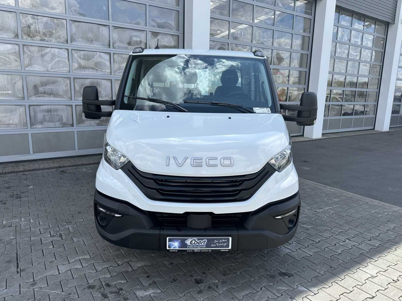 Iveco Daily 70C18H/P *R3.750mm*2xAHK*Luft* - Konkstõstukiga veoauto: pilt 2 Iveco Daily 70C18H/P *R3.750mm*2xAHK*Luft* - Konkstõstukiga veoauto: pilt 2