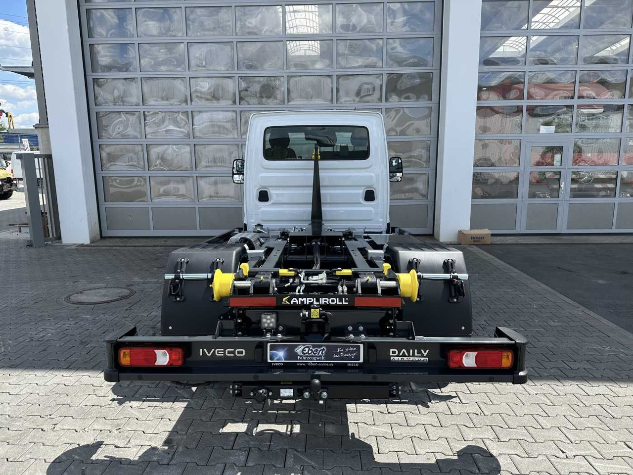 Iveco Daily 70C18H/P *R3.750mm*2xAHK*Luft* - Konkstõstukiga veoauto: pilt 5 Iveco Daily 70C18H/P *R3.750mm*2xAHK*Luft* - Konkstõstukiga veoauto: pilt 5