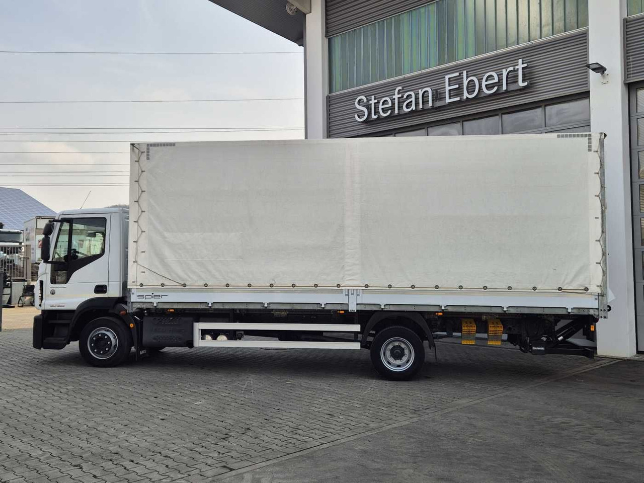Iveco Eurocargo ML120E25 LBW 1.500kg Klima 3 Sitze - Tent veoauto: pilt 5 Iveco Eurocargo ML120E25 LBW 1.500kg Klima 3 Sitze - Tent veoauto: pilt 5