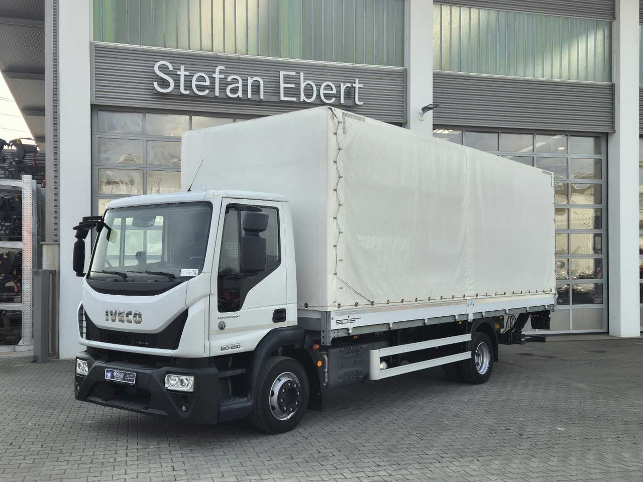 Iveco Eurocargo ML120E25 LBW 1.500kg Klima 3 Sitze - Tent veoauto: pilt 1 Iveco Eurocargo ML120E25 LBW 1.500kg Klima 3 Sitze - Tent veoauto: pilt 1