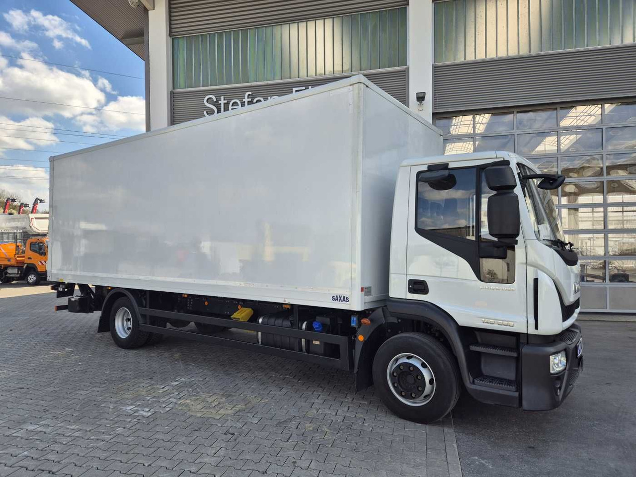 Iveco Eurocargo ML140E28/P 4x2 *LBW*AHK*Klima / 3x - Kasti veoauto: pilt 2 Iveco Eurocargo ML140E28/P 4x2 *LBW*AHK*Klima / 3x - Kasti veoauto: pilt 2