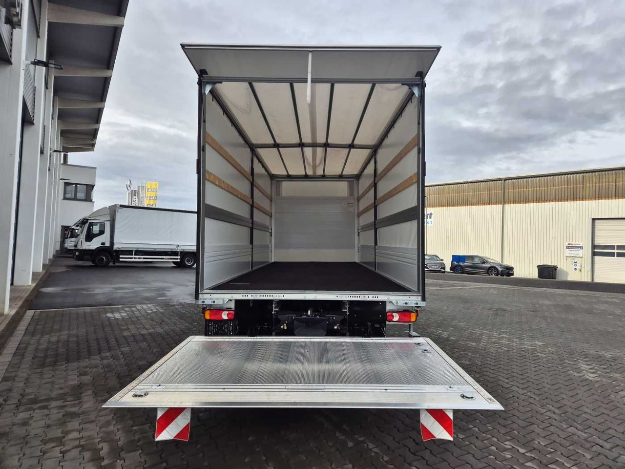 Uus Tent veoauto Iveco Eurocargo ML140E28/P LBW Bär Schiebeplane AHK: pilt 10