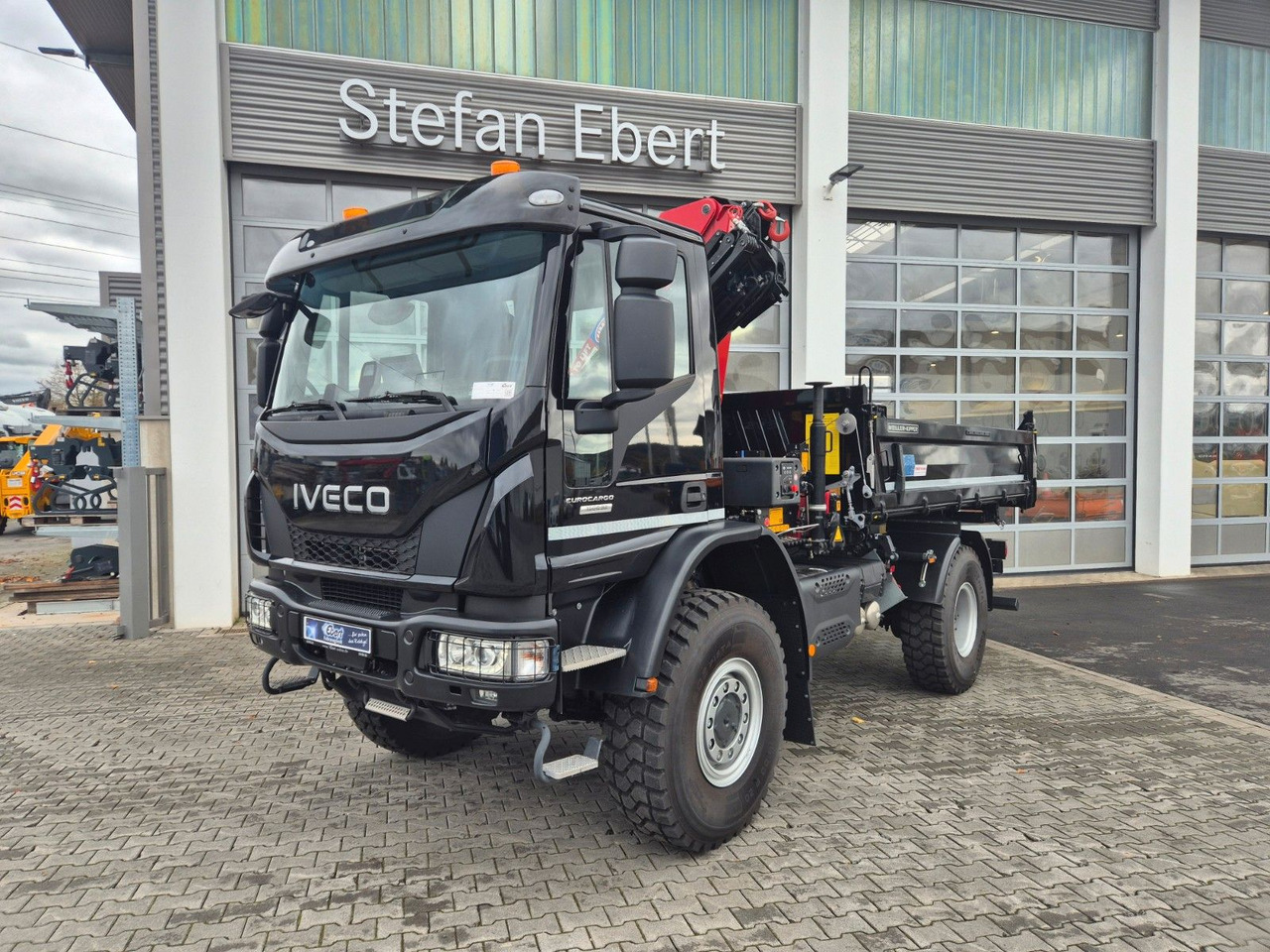 Iveco Eurocargo ML150E32WS 4x4 Kran HMF 1130K Funk AHK - Kallurauto, Kraanaga veoauto: pilt 3 Iveco Eurocargo ML150E32WS 4x4 Kran HMF 1130K Funk AHK - Kallurauto, Kraanaga veoauto: pilt 3